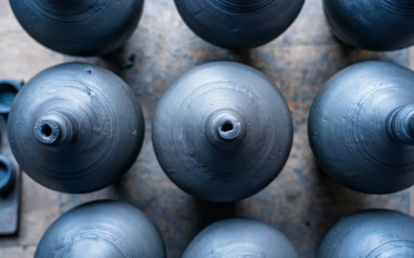 Discover the Rich Heritage of British Pottery: Join Engaging Workshops in Staffordshire for Tourists